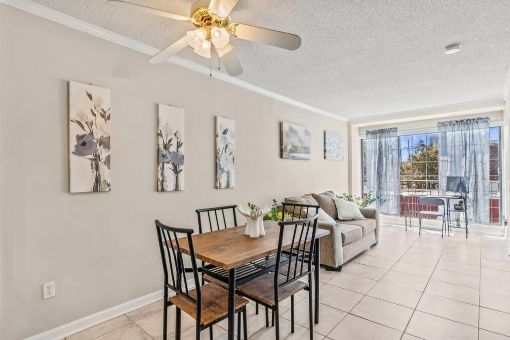 Downtown Columbia Apartment Екстер'єр фото