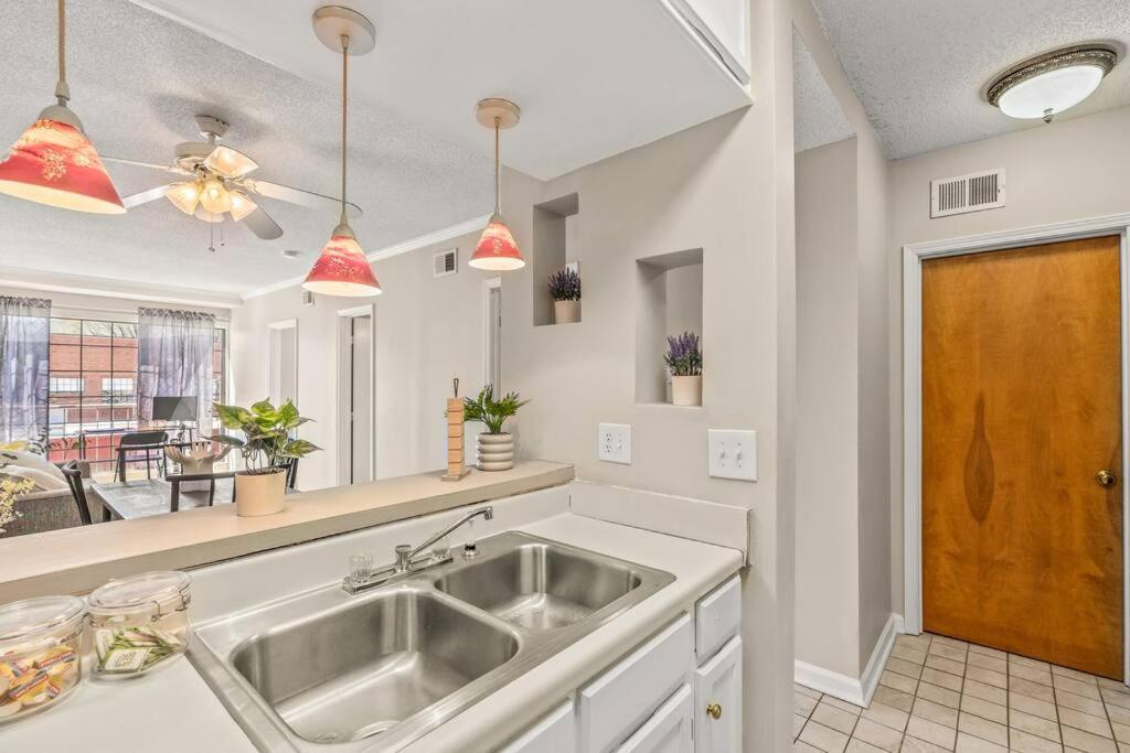 Downtown Columbia Apartment Екстер'єр фото